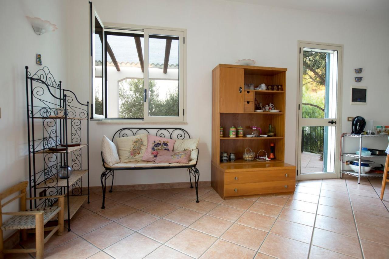 Villa Nadia Con Splendida Vista Mare 카스텔라마레델골포 외부 사진