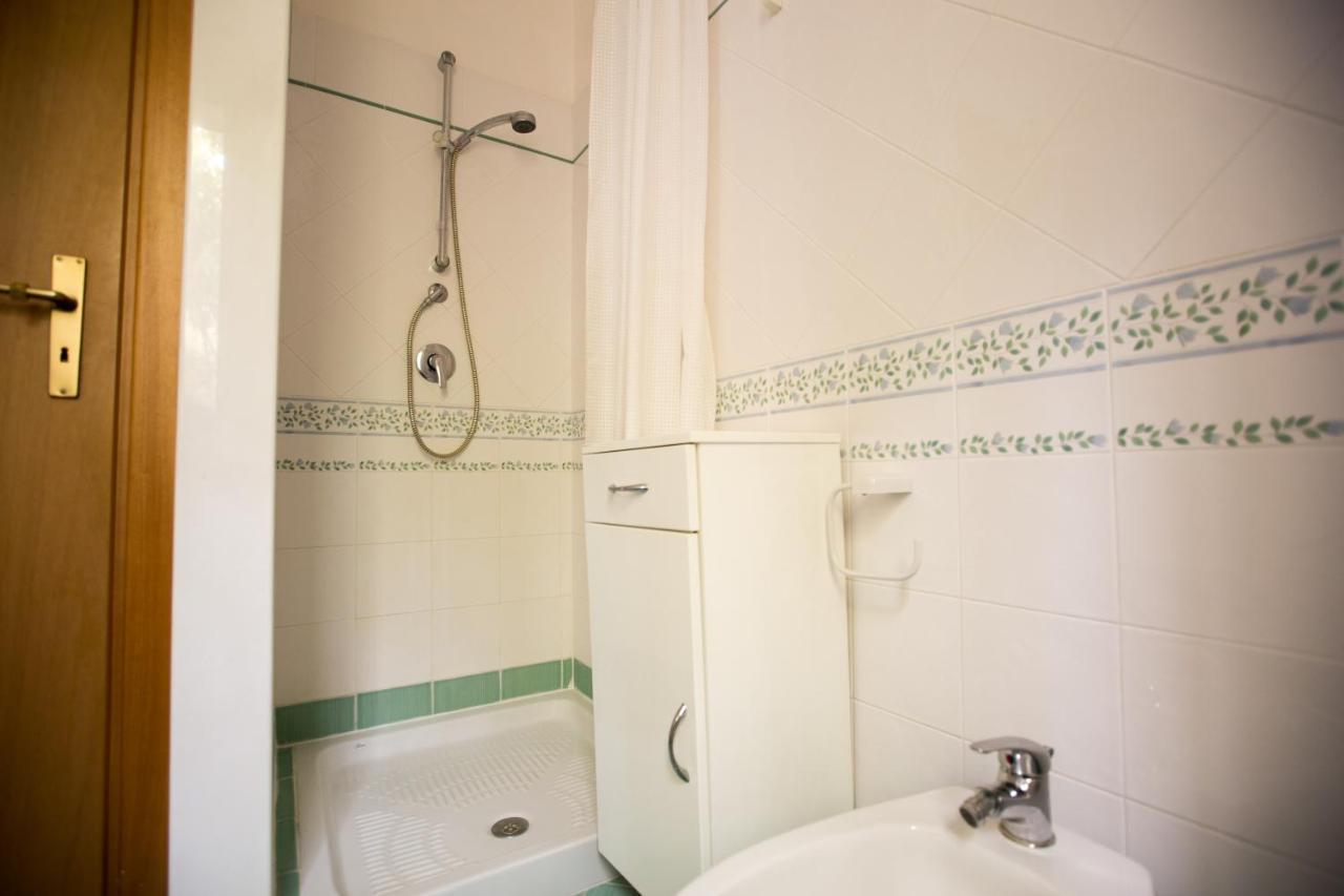 Villa Nadia Con Splendida Vista Mare 카스텔라마레델골포 외부 사진
