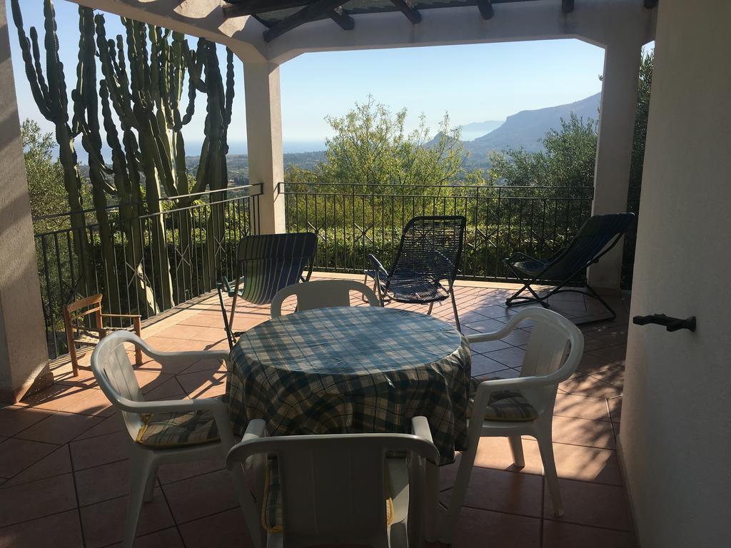 Villa Nadia Con Splendida Vista Mare 카스텔라마레델골포 외부 사진